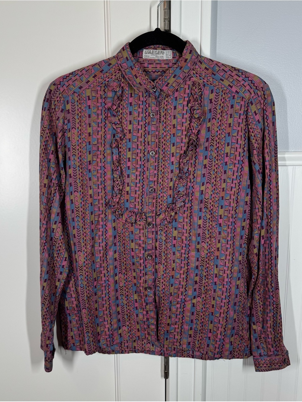 Jaeger Vintage Y2K 90’s abstract southwestern Blouse Polyester multicolor medium